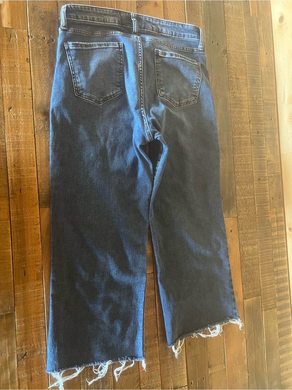 Kut from the Kloth Dark Blue Distressed Cropped Jeans - Picture 2 of 9